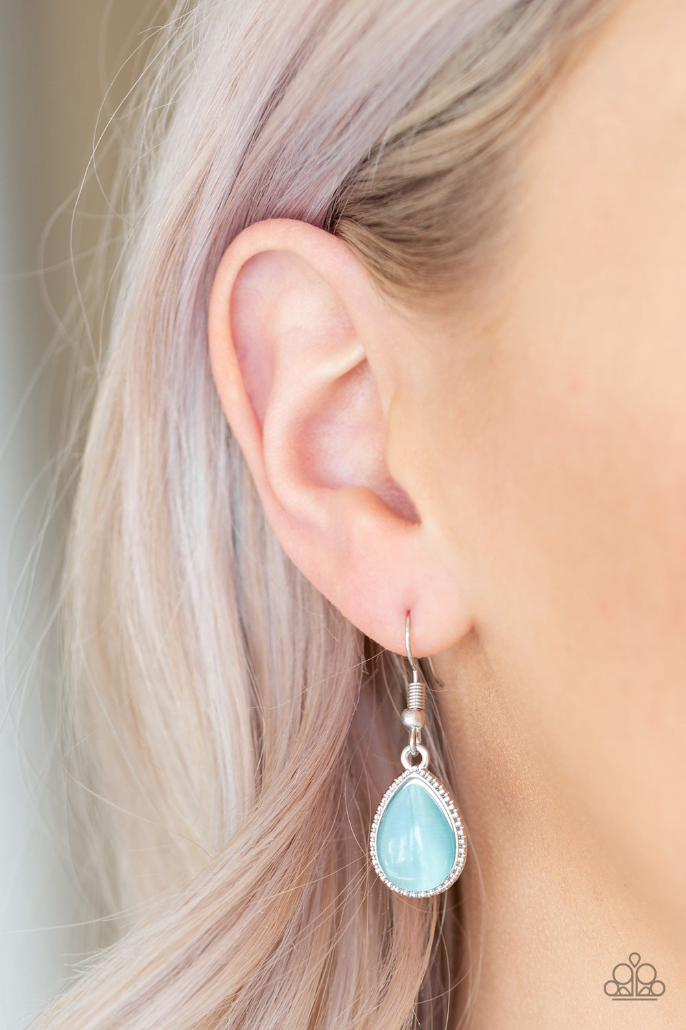 Paparazzi ♥ East Coast Essence - Blue ♥ Necklace
