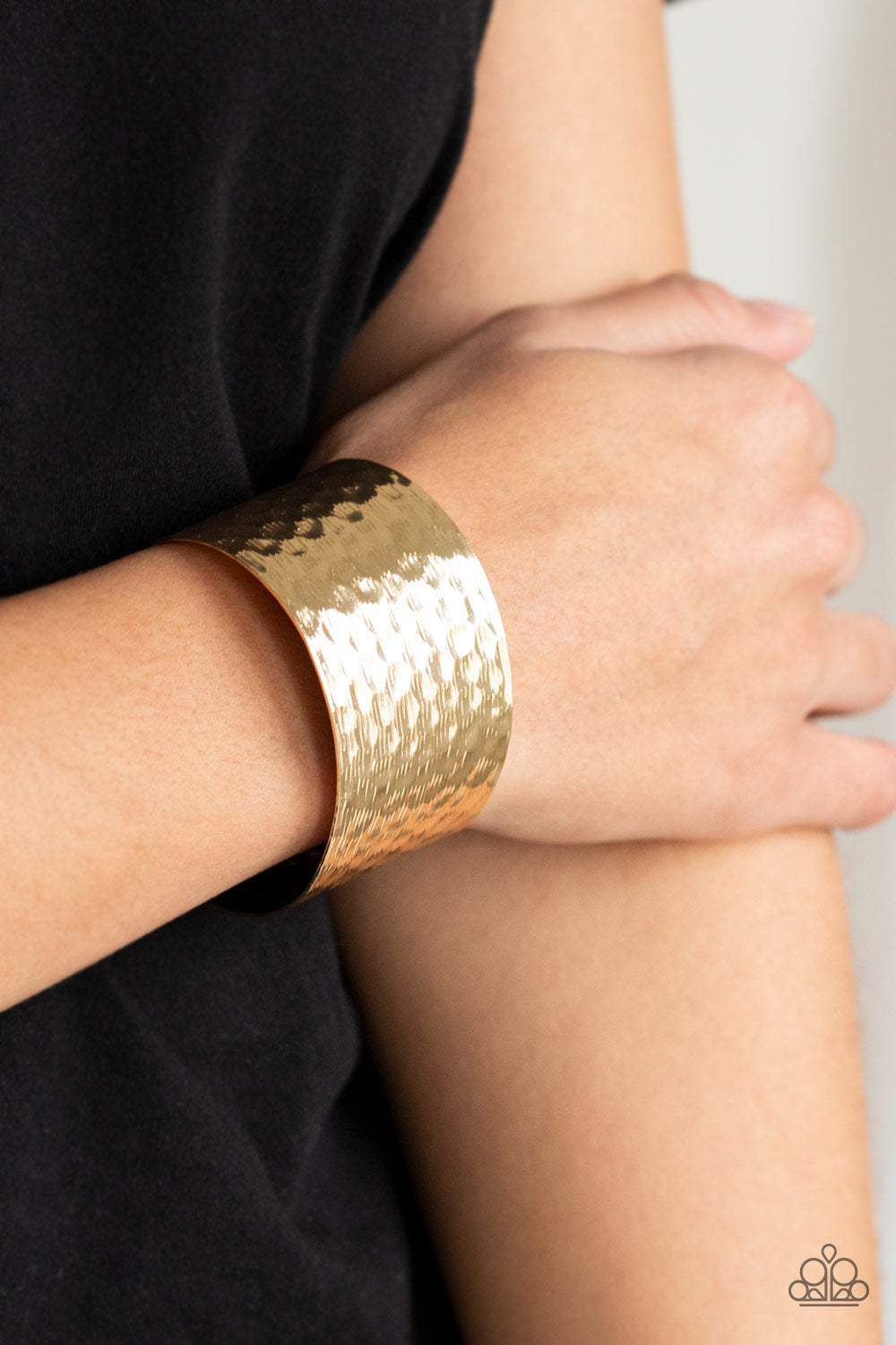 Paparazzi ♥ Simmering Shimmer - Gold ♥ Bracelet