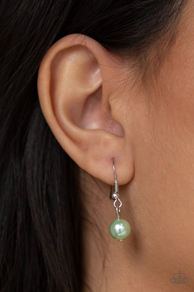 Paparazzi ♥ Kindhearted Heart - Green ♥ Necklace