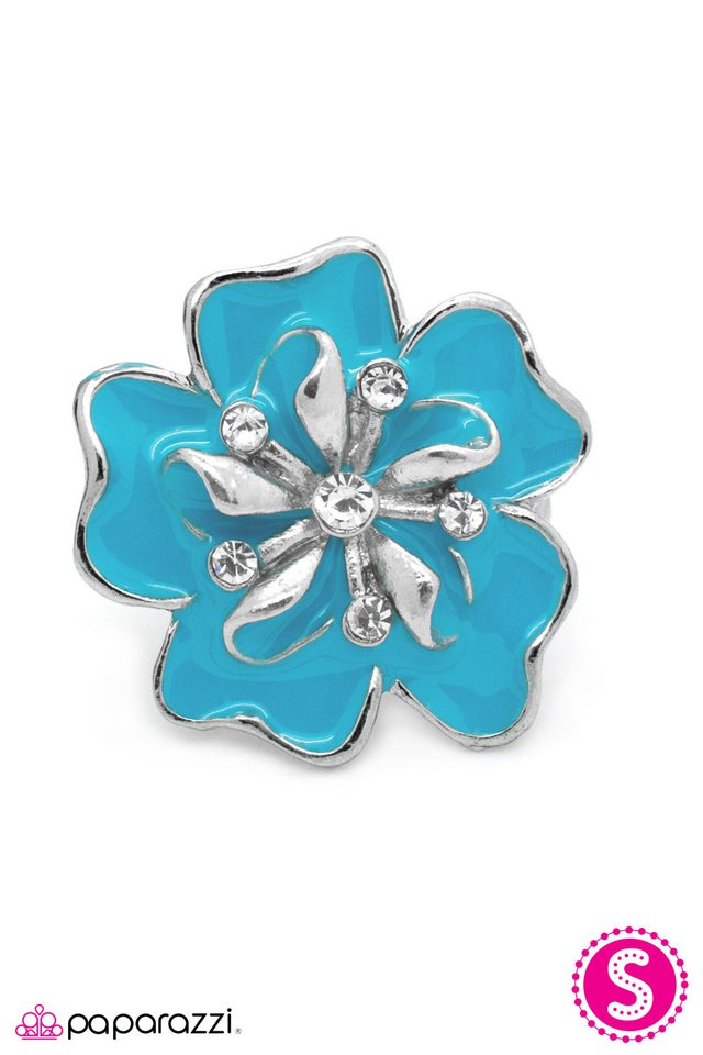 Paparazzi ♥ Ahead Of the Curve - Blue ♥ Ring