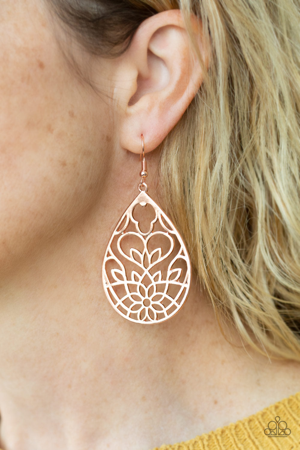Paparazzi ♥ Lovely Lotus - Copper ♥ Earrings