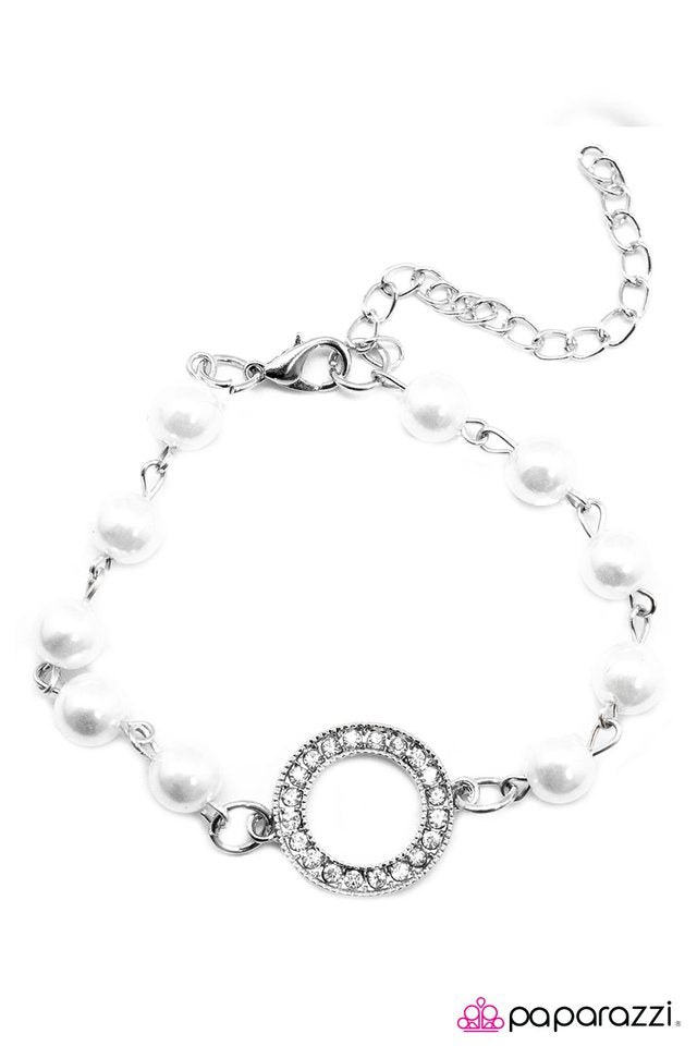 Paparazzi ♥ Someday My Prince Will Come - White ♥ Bracelet