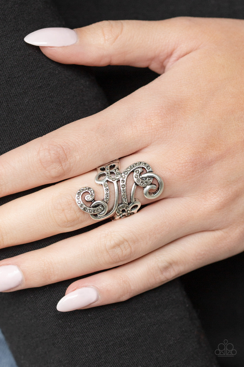Paparazzi ♥ Waltzing Wonders - Silver ♥ Ring