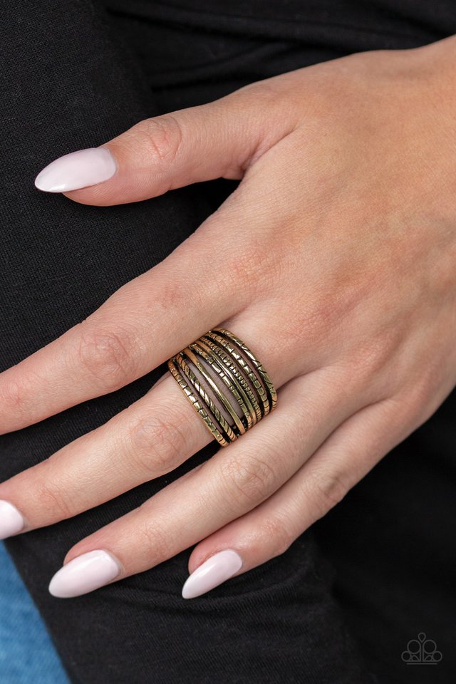 Paparazzi ♥ Basic Maverick - Brass ♥ Ring