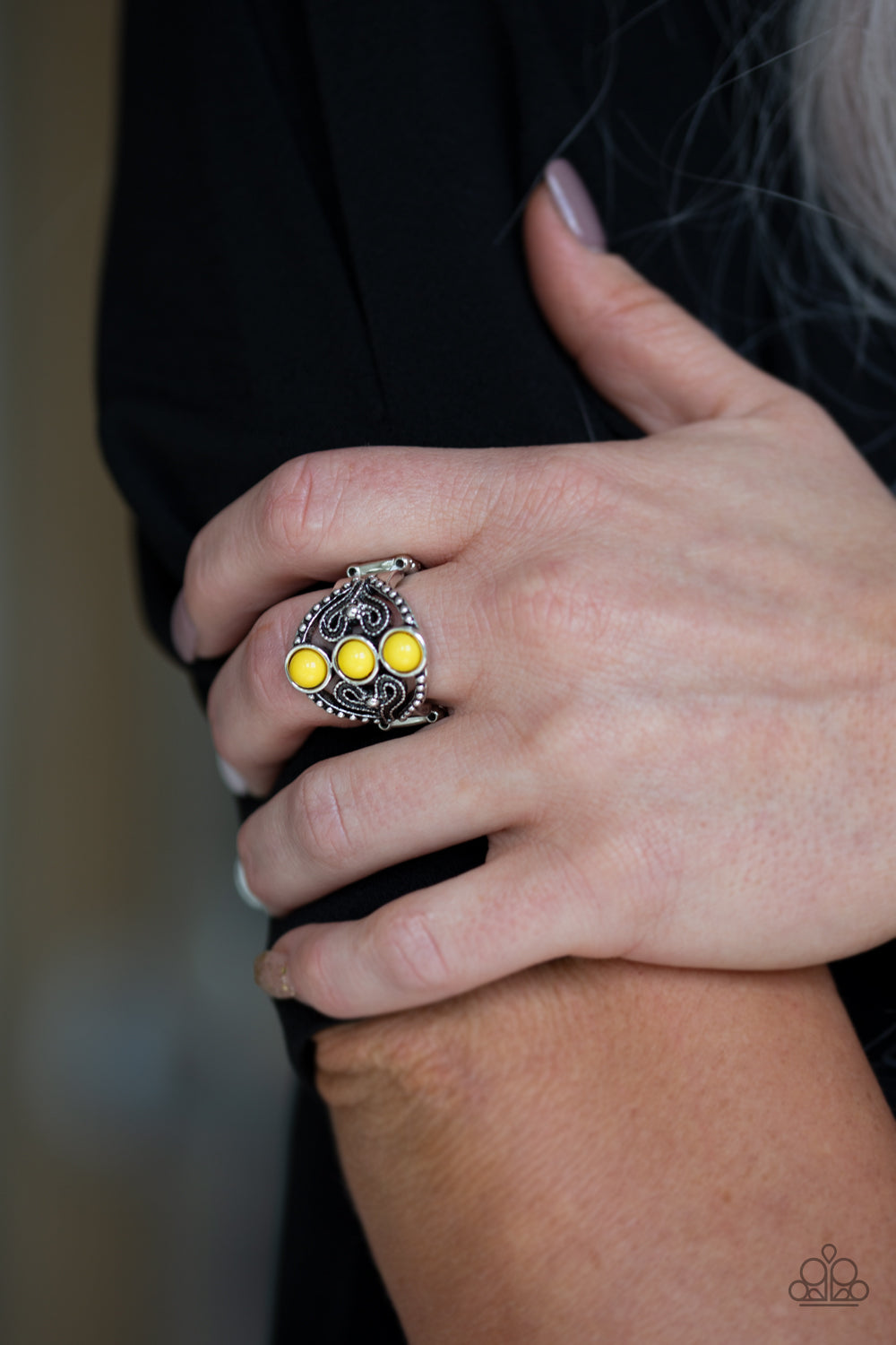 Paparazzi ♥ Triple Whammy - Yellow ♥ Ring