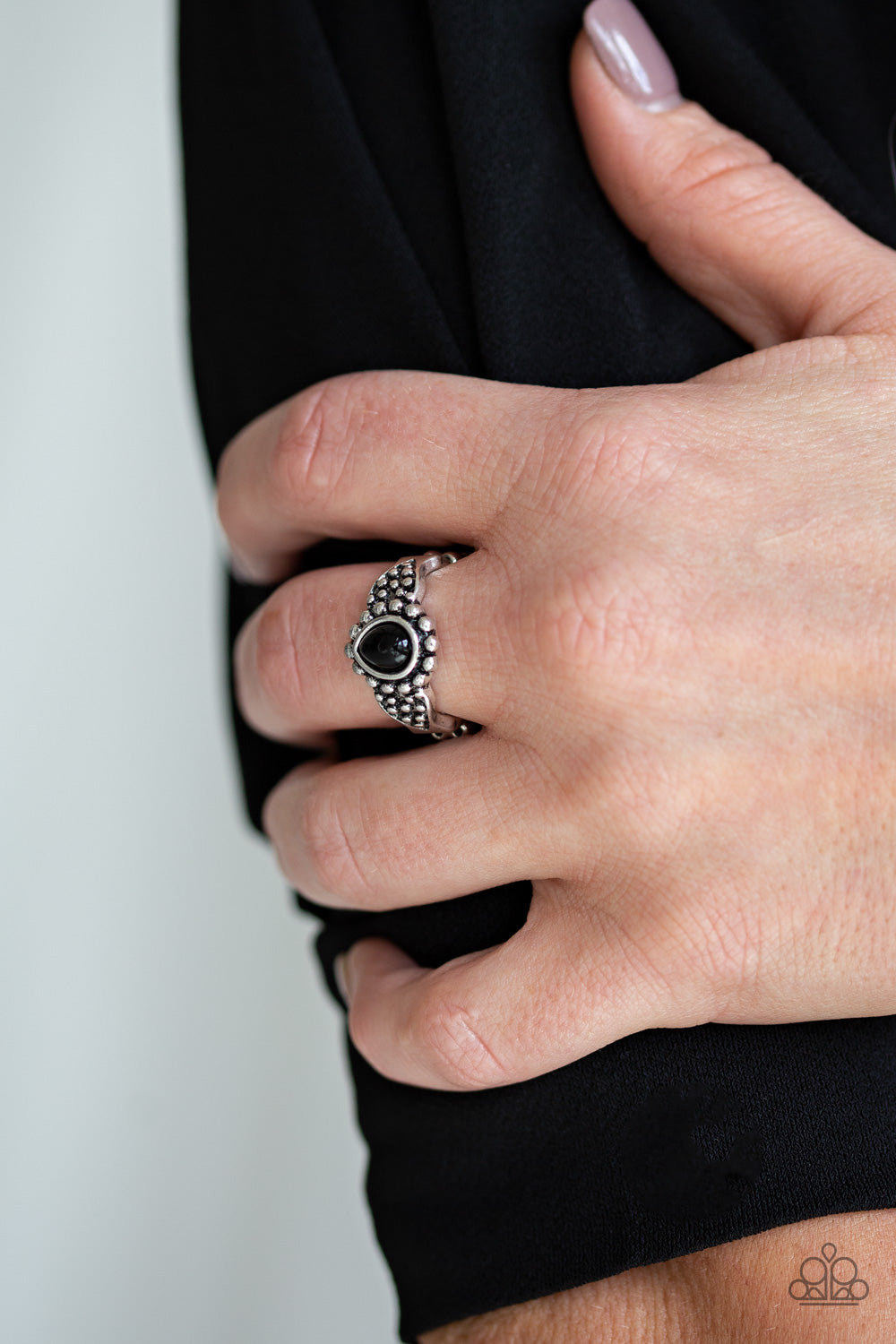 Paparazzi ♥ Pep Talk - Black ♥ Ring