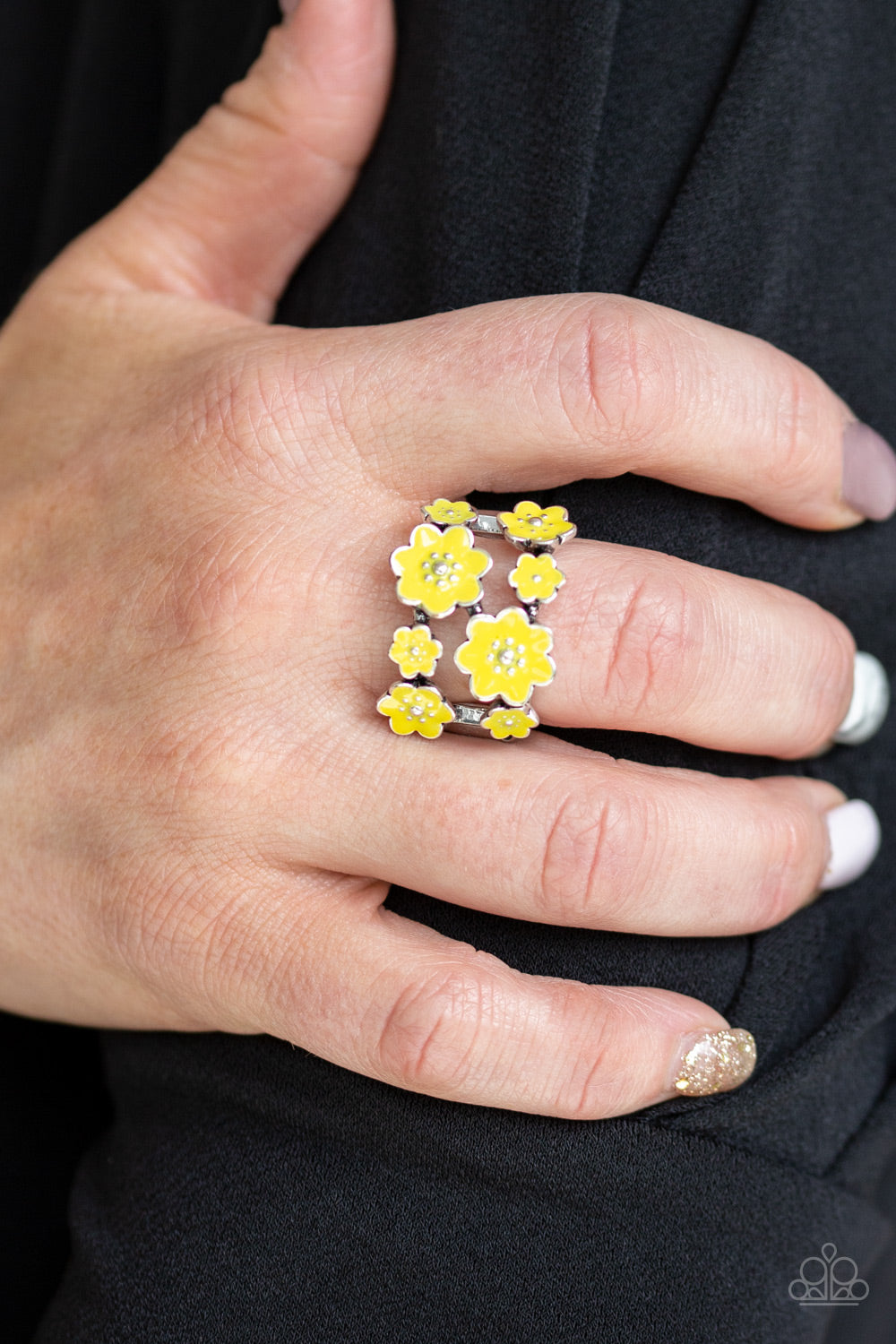 Paparazzi ♥ Floral Crowns - Yellow ♥ Ring