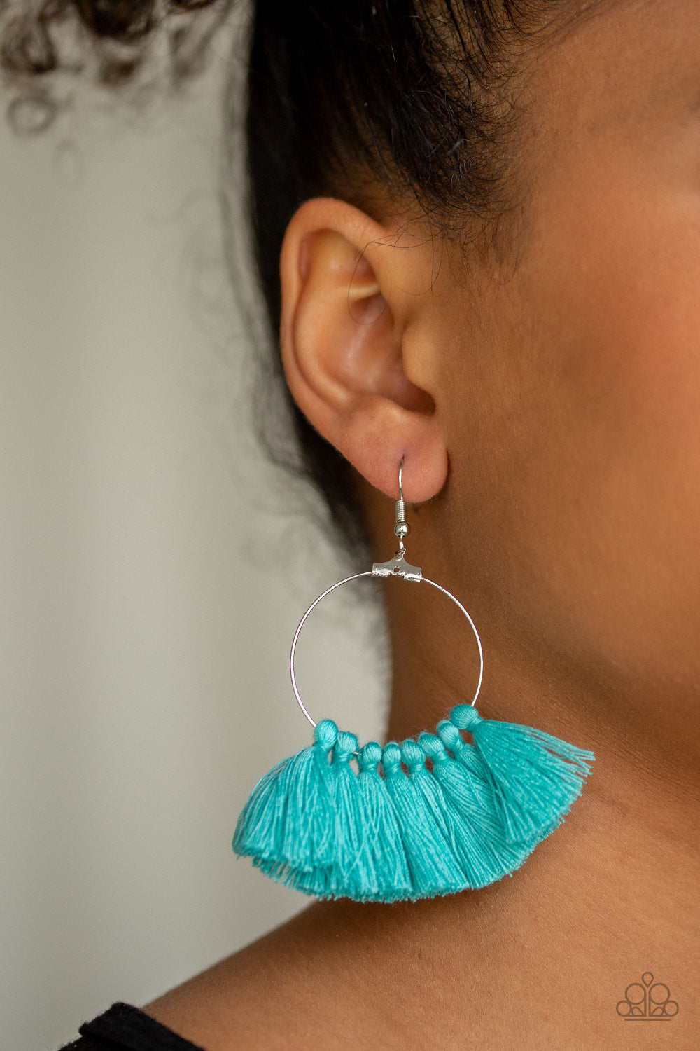 Paparazzi ♥ Peruvian Princess - Blue ♥ Earrings
