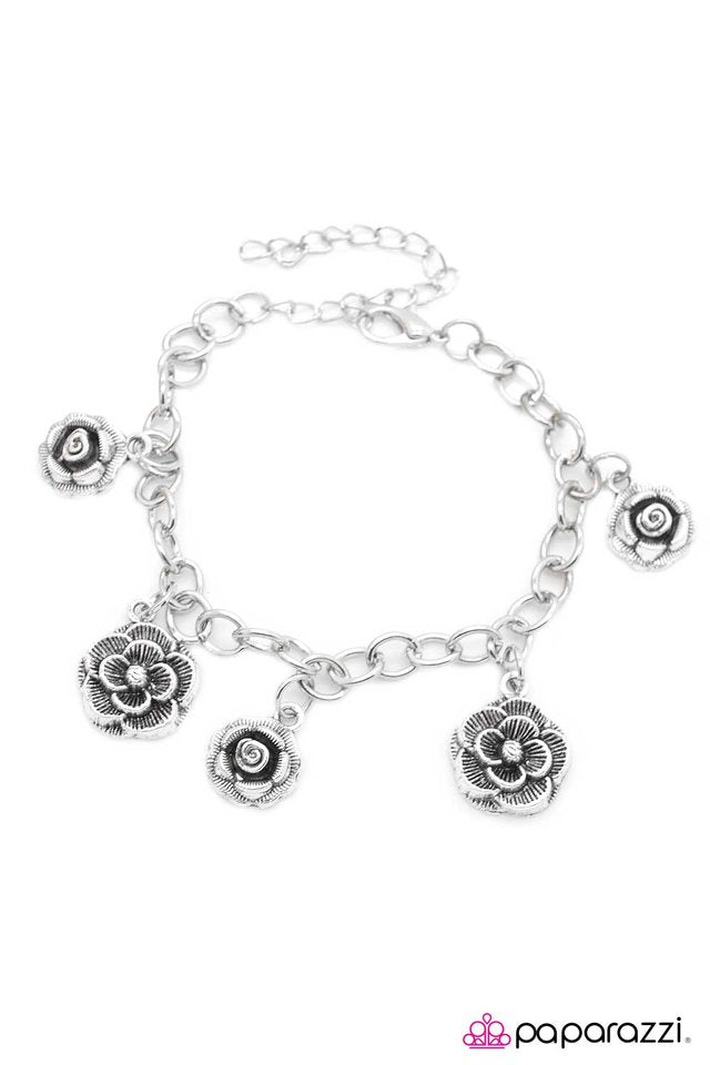 Paparazzi ♥ Days Of Our Lives - Silver ♥ Bracelet