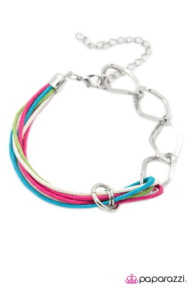 Paparazzi ♥ Hitching A Ride - Multi ♥ Bracelet
