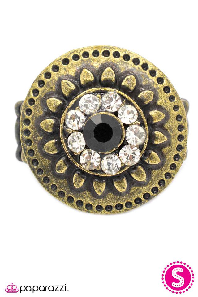 Paparazzi ♥ Chasing The Sun - Brass ♥ Ring