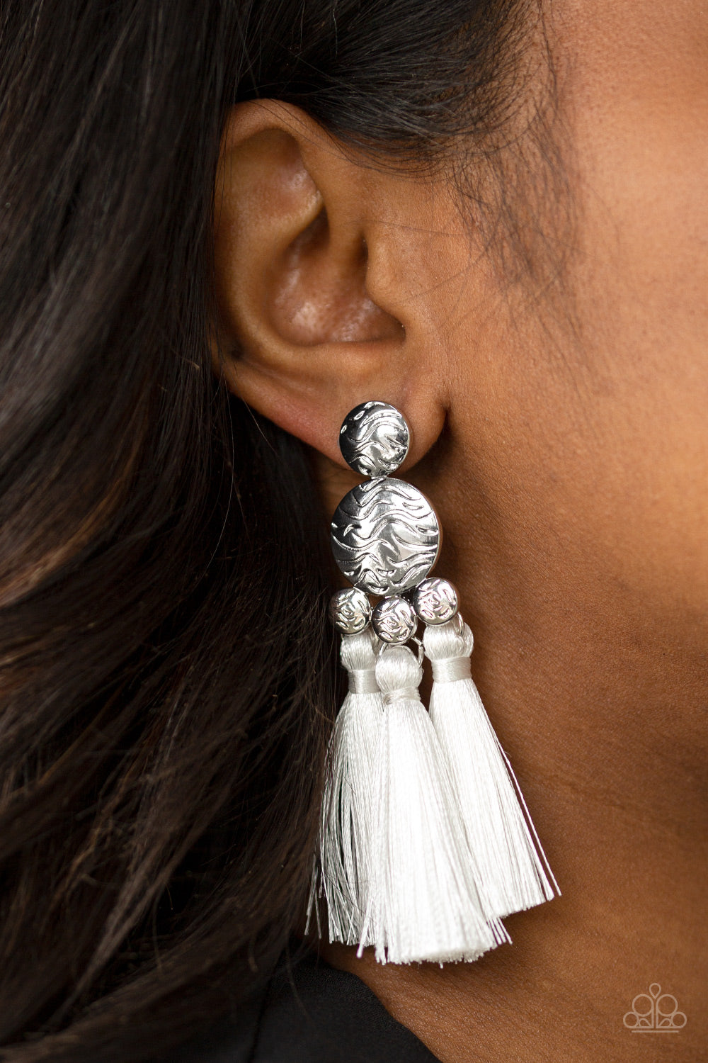 Paparazzi ♥ Taj Mahal Tourist - White ♥ Post Earrings
