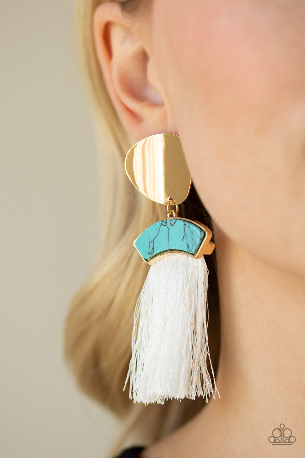 Paparazzi ♥ Insta Inca - Blue ♥ Post Earrings