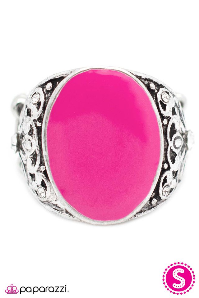Paparazzi ♥ Dead Center - Pink ♥ Ring