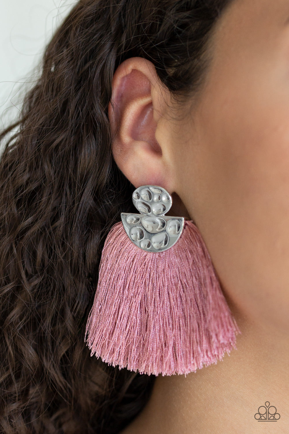 Paparazzi ♥ Make Some PLUME - Pink ♥ Post Earrings