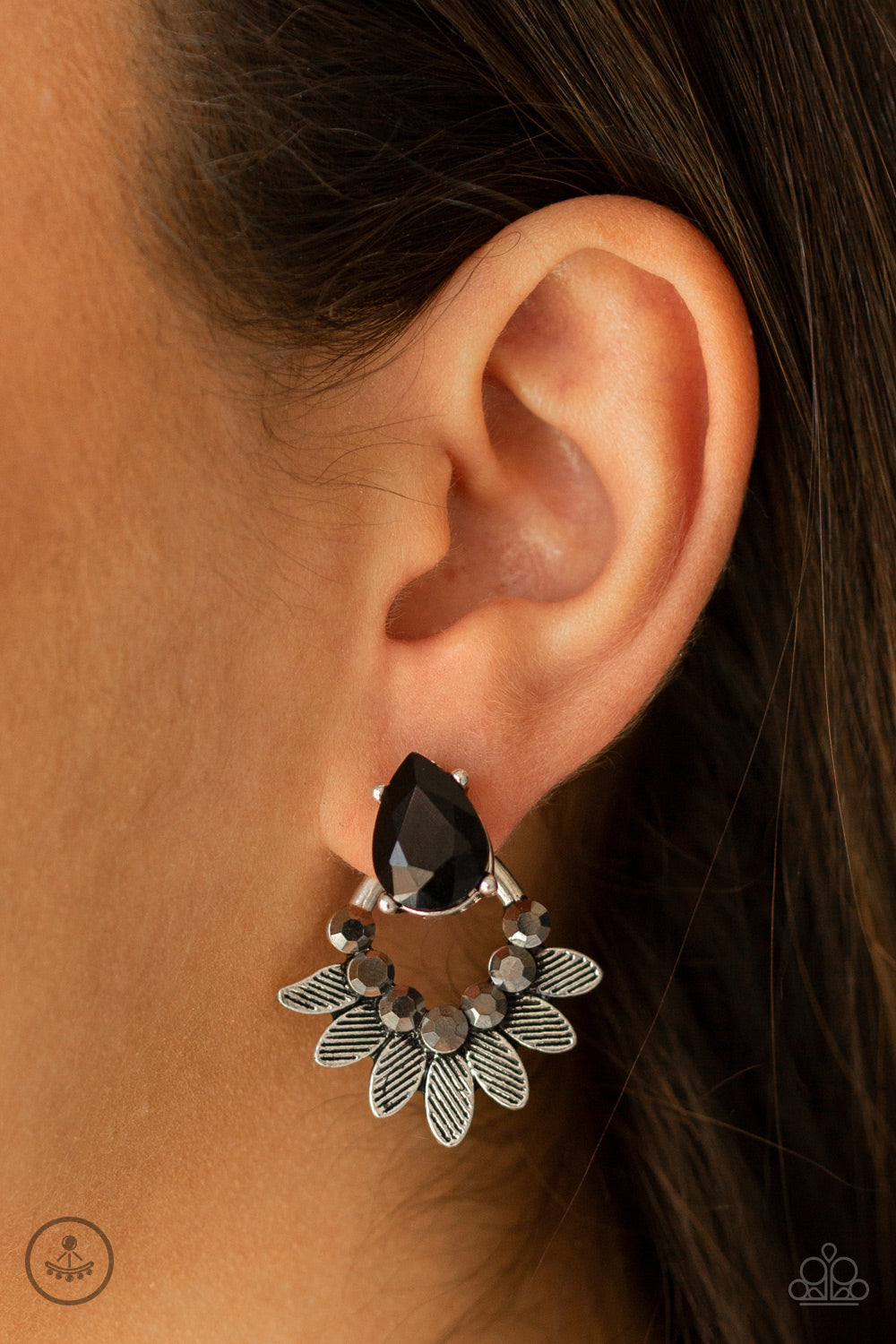 Paparazzi ♥ Crystal Canopy - Black ♥ Post Earrings