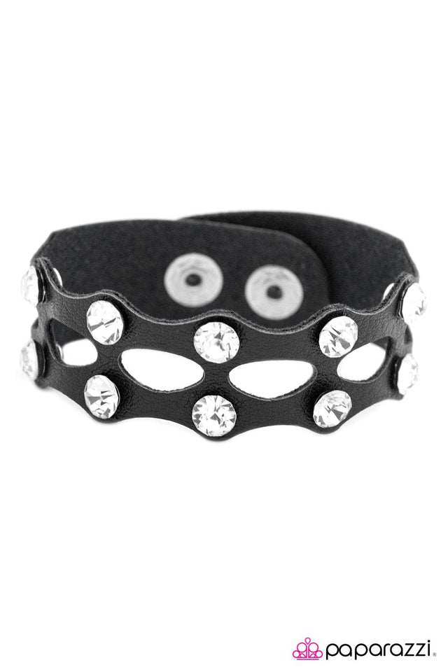 Paparazzi ♥ Wild Card - Black ♥ Bracelet