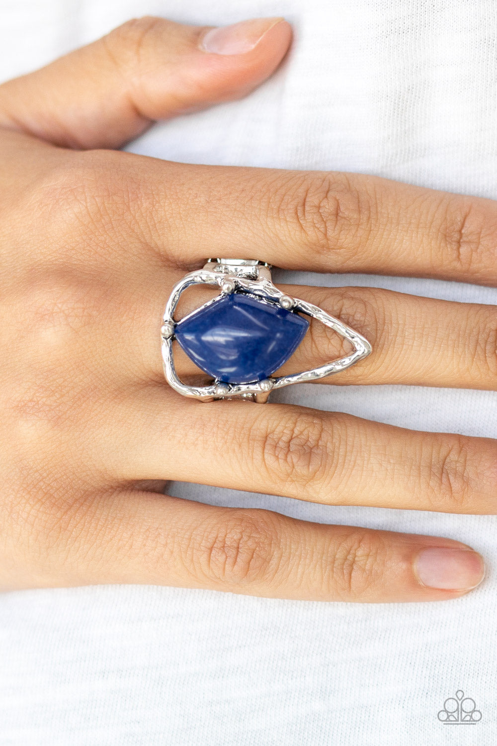 Paparazzi ♥ Get The Point - Blue ♥ Ring