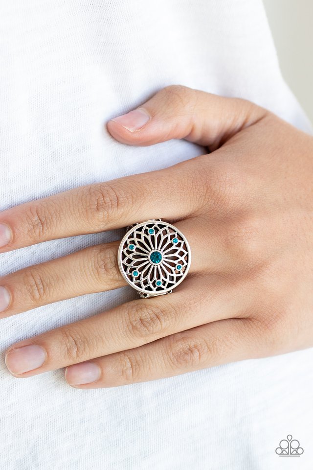 Paparazzi ♥ Mandala Magnificence - Blue ♥ Ring