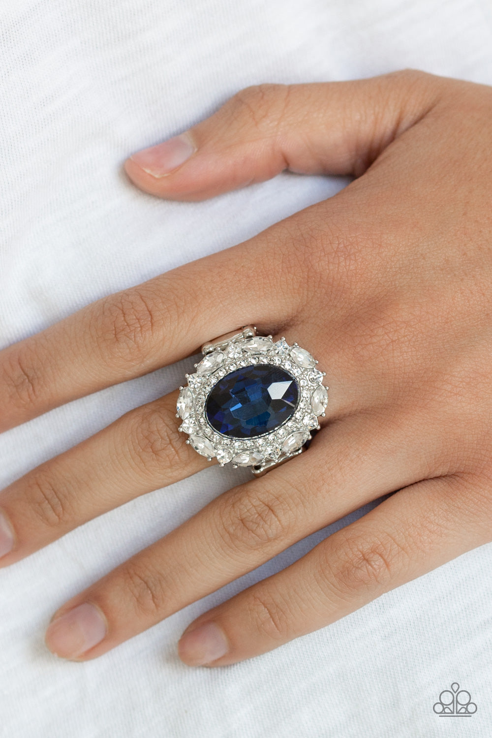 Paparazzi ♥ Show Glam - Blue ♥ Ring