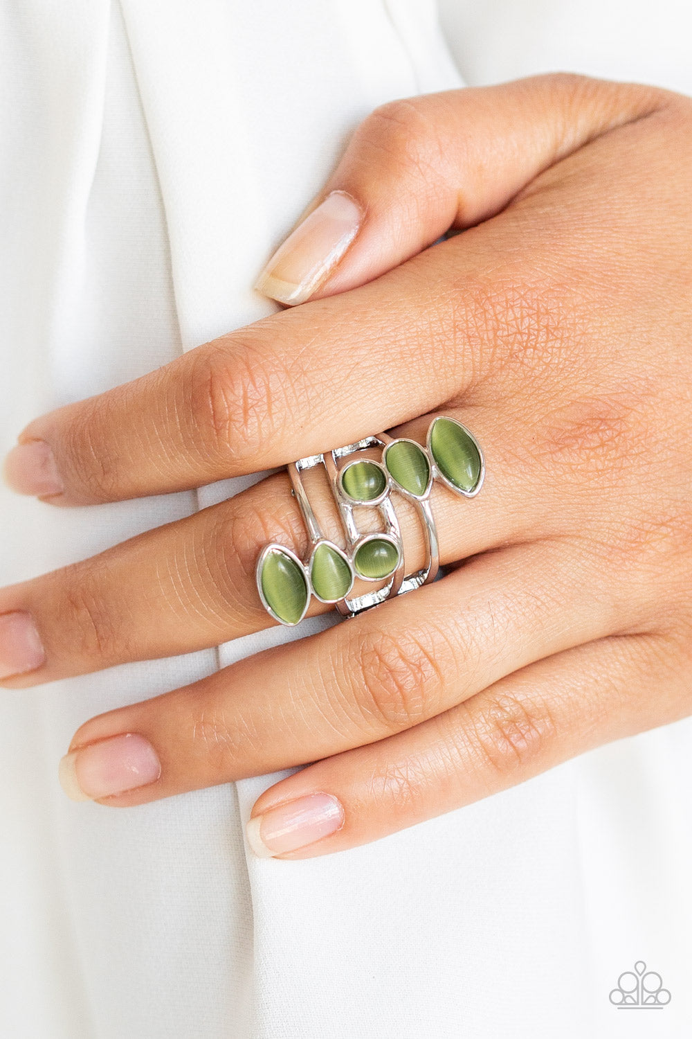 Paparazzi ♥ Wraparound Radiance - Green ♥ Ring