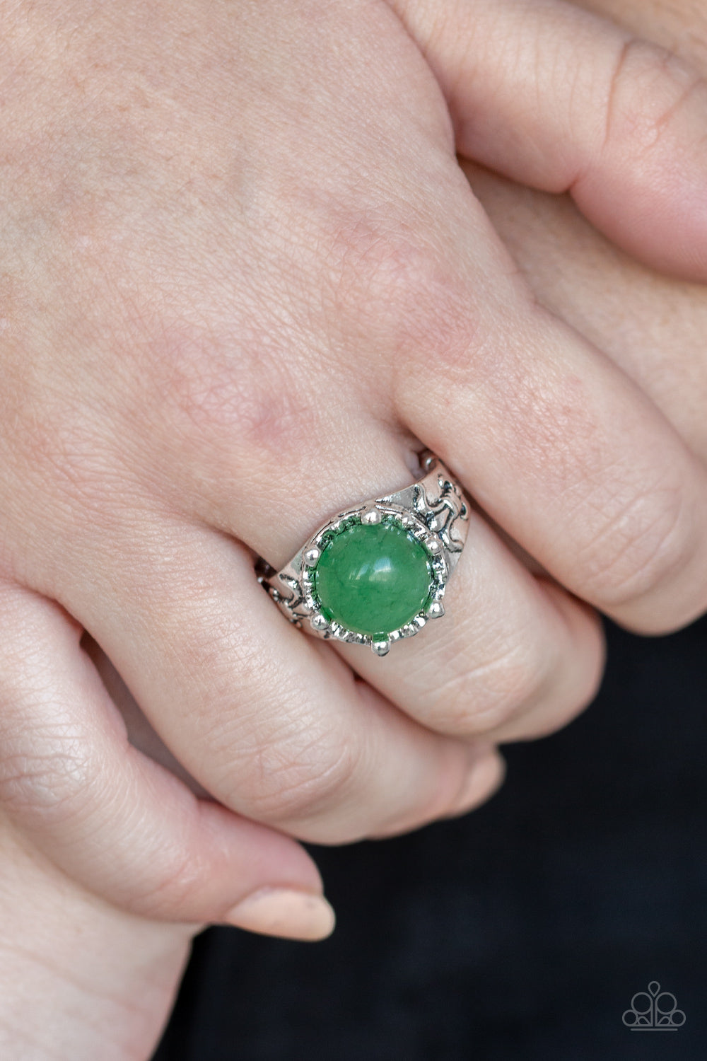 Paparazzi ♥ Mojave Treasure - Green ♥ Ring
