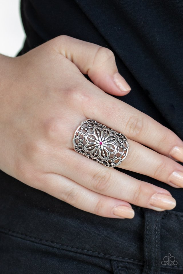 Paparazzi ♥ Majestic Mandala - Pink ♥ Ring