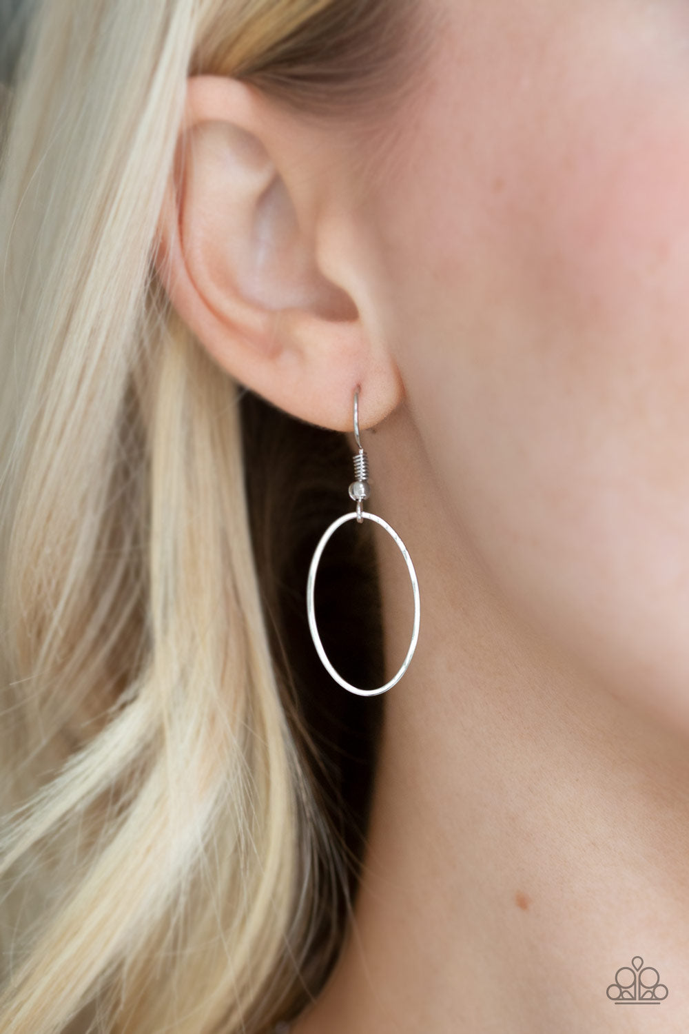 Paparazzi ♥ All OVAL Town - Silver ♥ Necklace