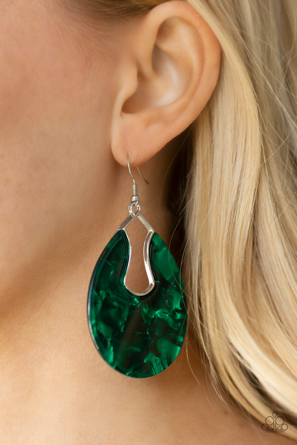 Paparazzi ♥ Pool Hopper - Green ♥ Earrings