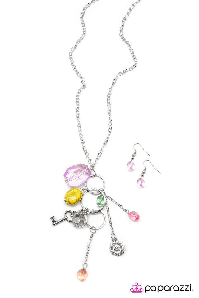 Paparazzi ♥ The Emerald City - Multi ♥ Necklace