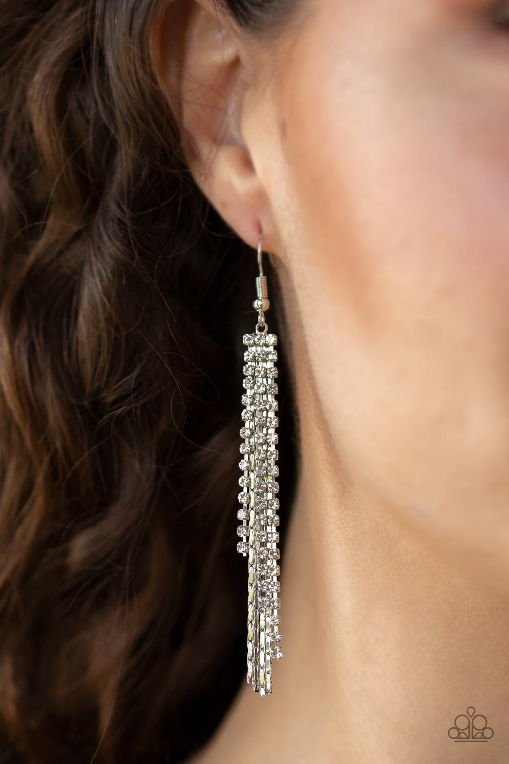 Paparazzi ♥ Red Carpet Bombshell - White ♥ Earrings