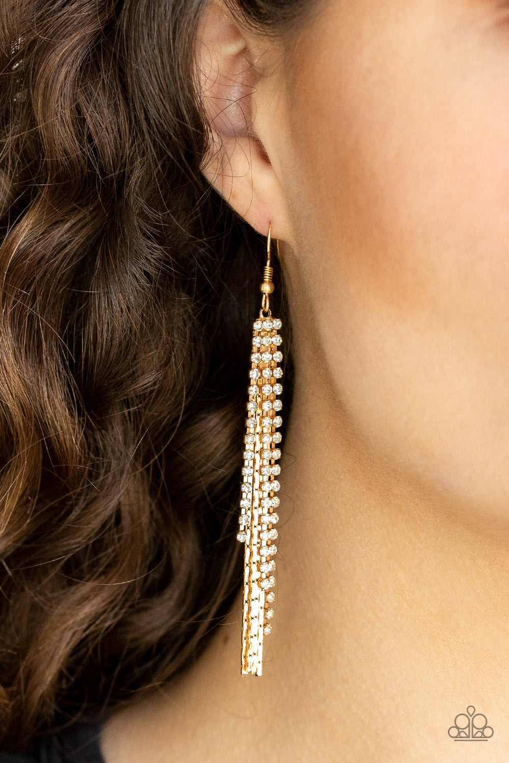 Paparazzi ♥ Red Carpet Bombshell - Gold ♥ Earrings
