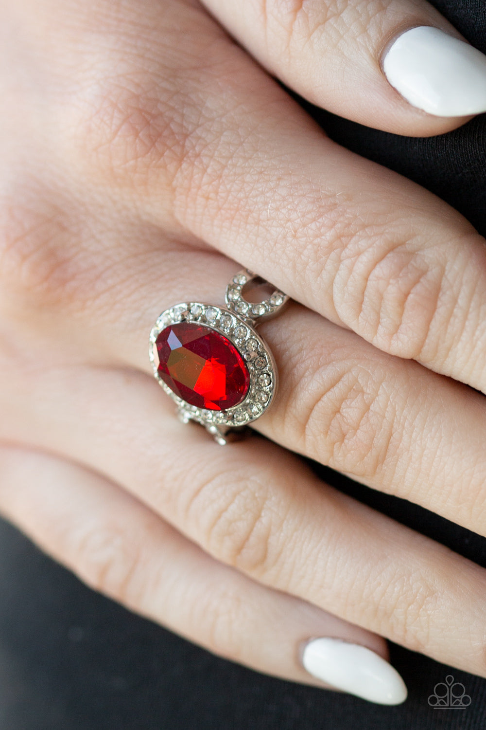 Paparazzi ♥ Magnificent Majesty - Red ♥ Ring