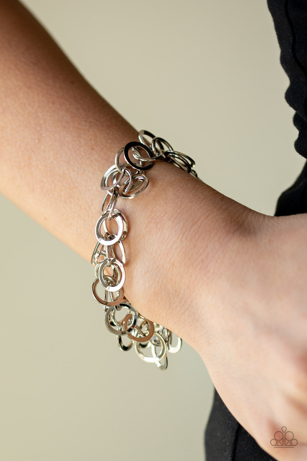 Paparazzi ♥ Noise Control - Silver ♥ Bracelet