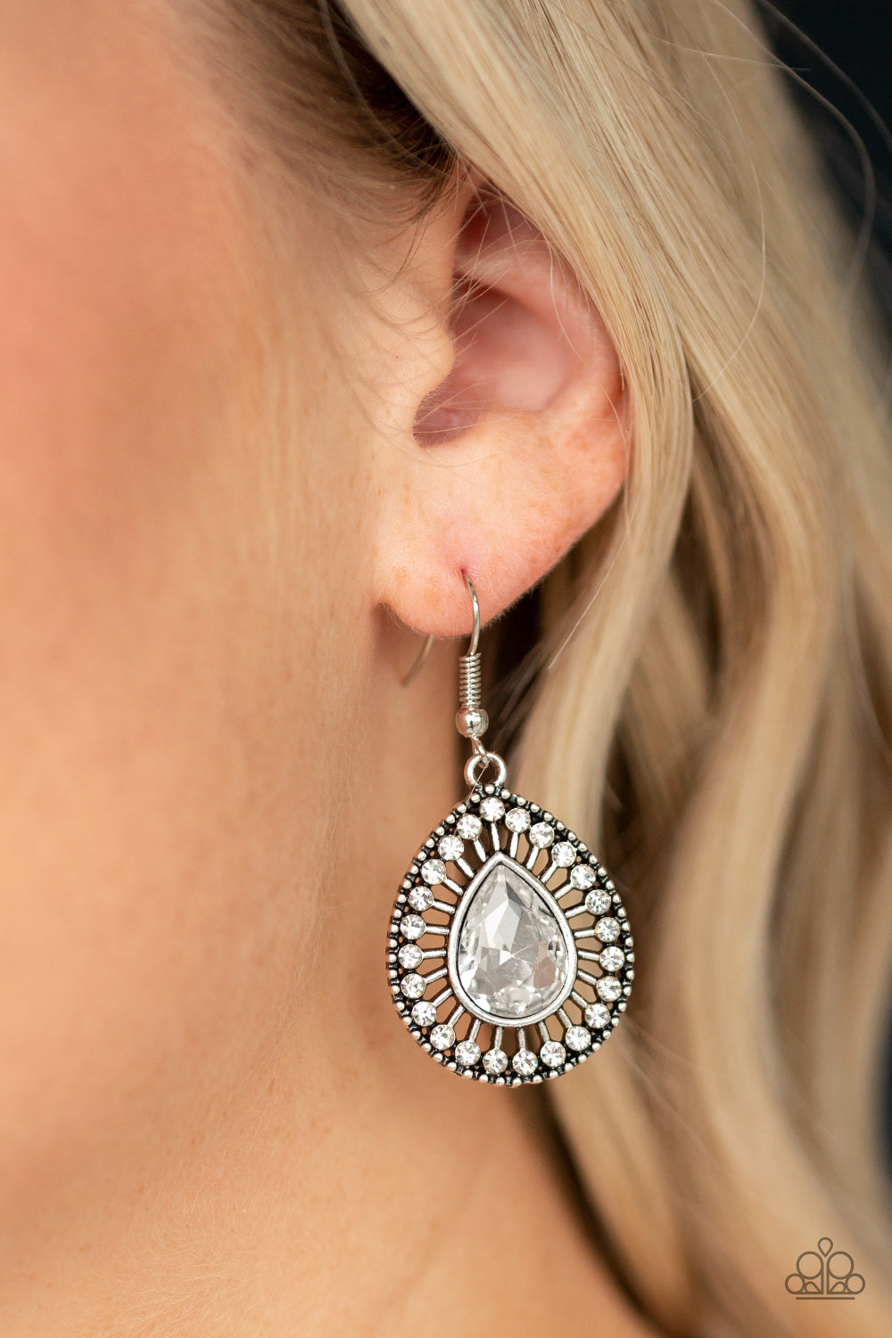 Paparazzi ♥ Limo Service - White ♥ Earrings