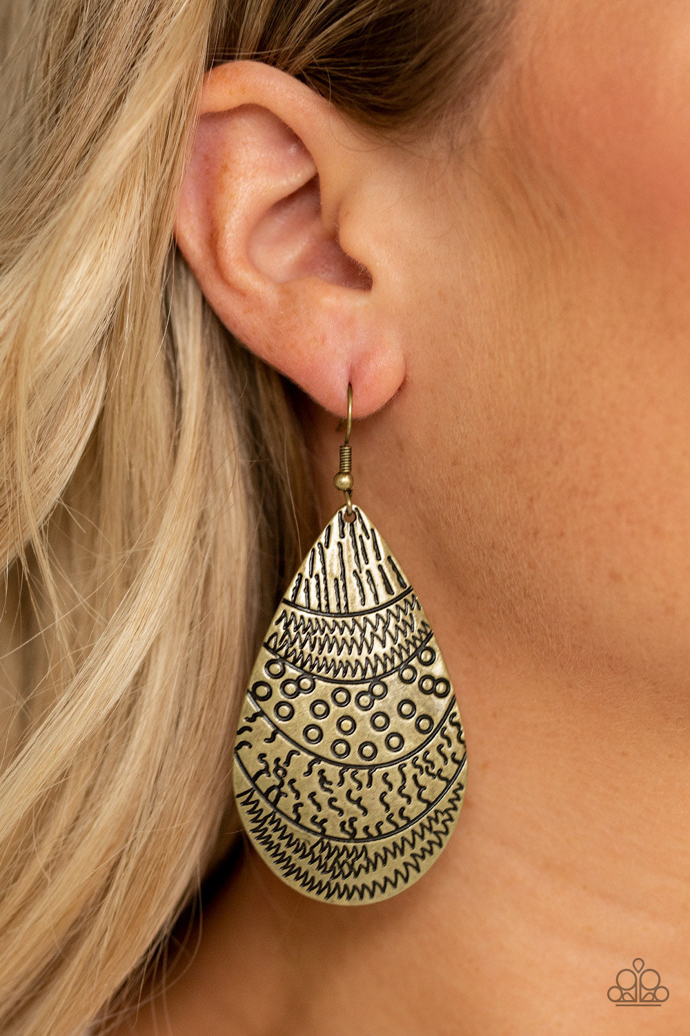 Paparazzi ♥ Safari Splash - Brass ♥ Earrings