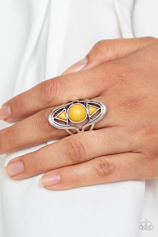 Paparazzi ♥ Aztec Adobe - Yellow ♥ Ring