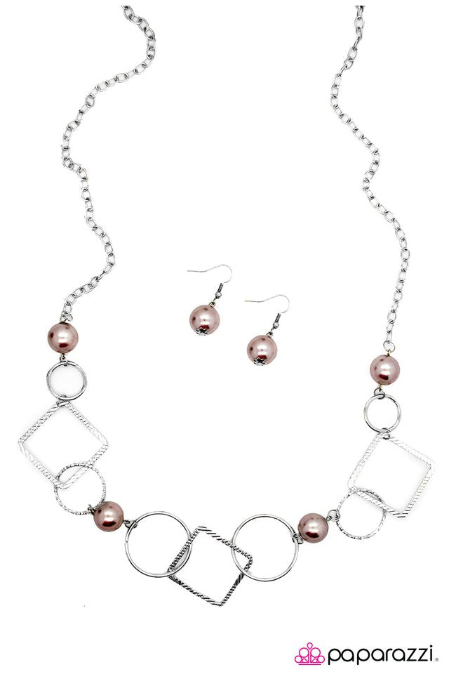 Paparazzi ♥ Opulent Outlines - Brown ♥ Necklace