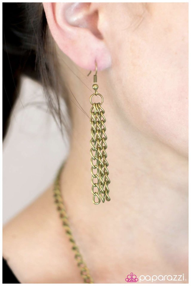 Paparazzi ♥ What Goes Around... - Brass ♥ Necklace