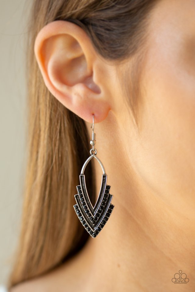 Paparazzi ♥ Tour de Force - Black ♥ Earrings