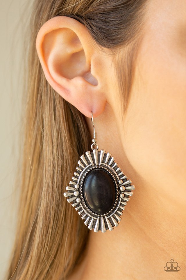 Paparazzi ♥ Easy As PIONEER - Black ♥ Earrings