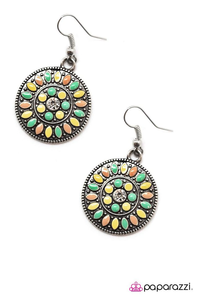 Paparazzi ♥ Dont Touch That Sundial - Multi ♥ Earrings
