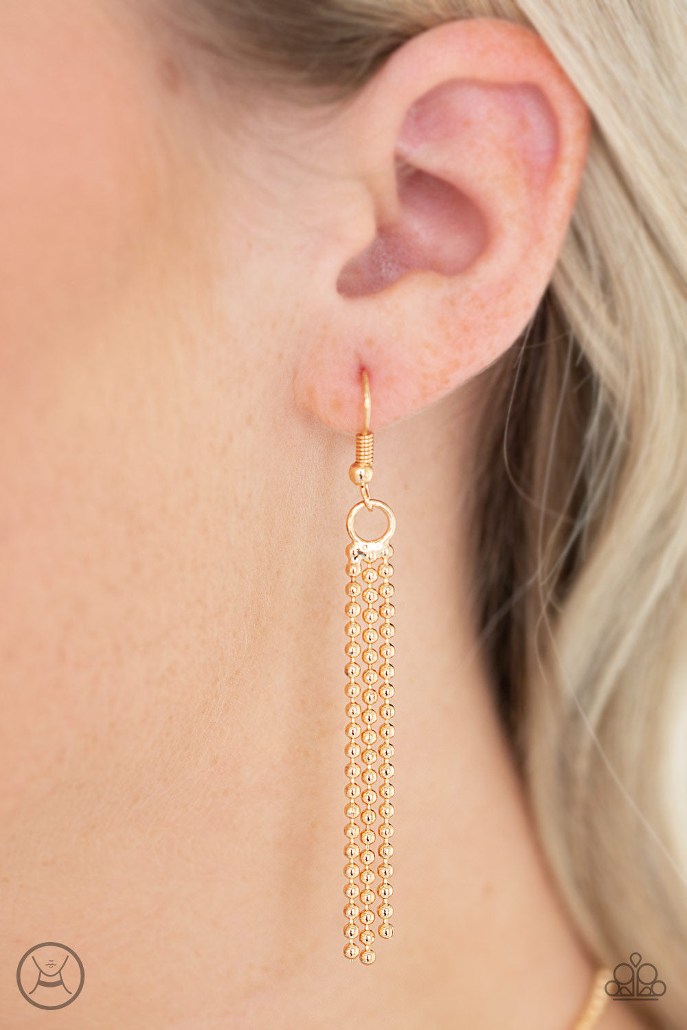 Paparazzi ♥ Retro Minimalism - Gold ♥ Necklace