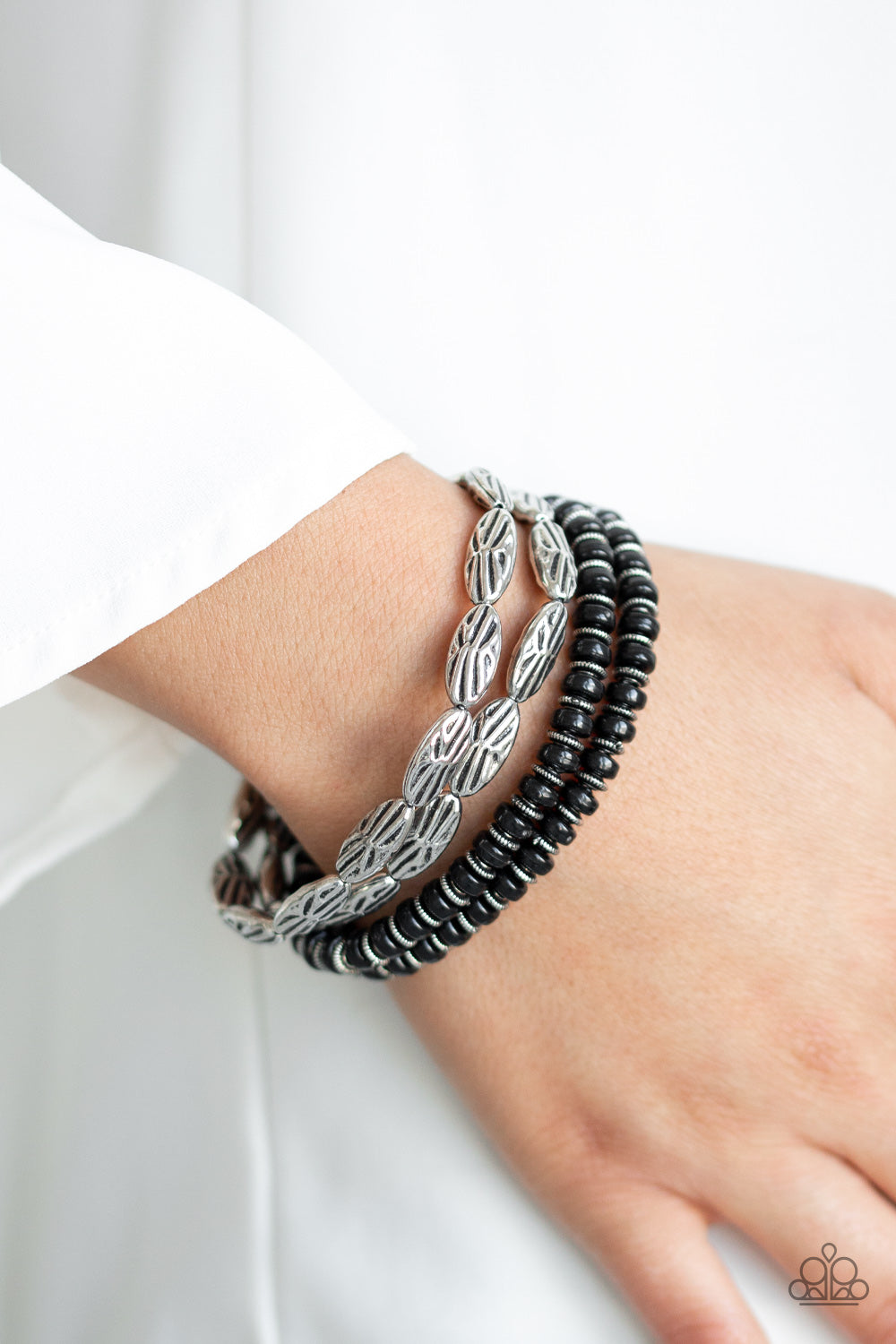 Paparazzi ♥ Wild Wonder - Black ♥ Bracelet