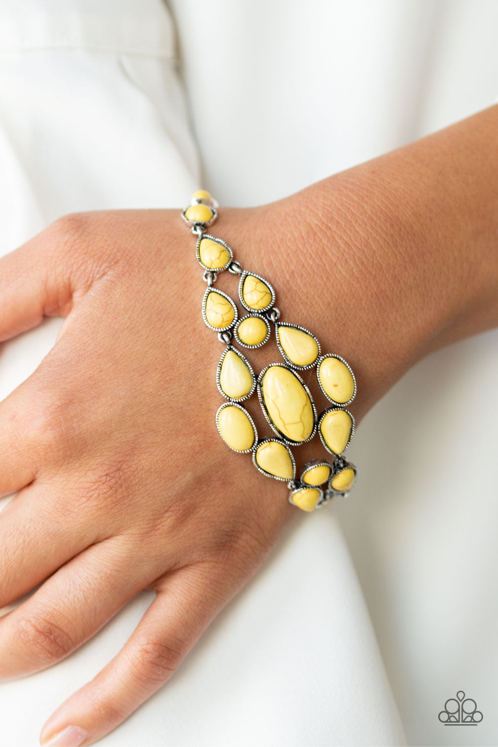 Paparazzi ♥ Blooming Prairies - Yellow ♥ Bracelet