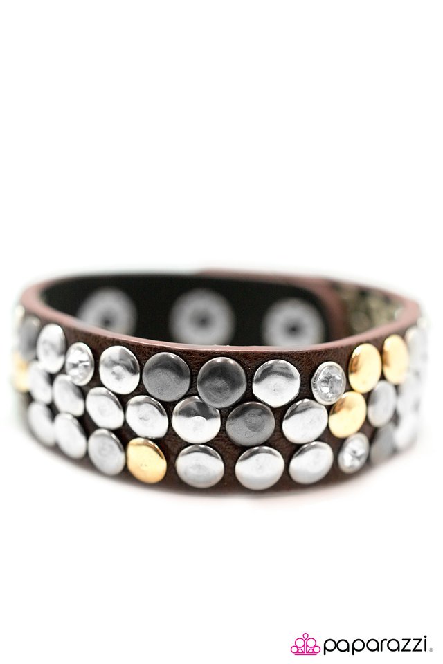 Paparazzi ♥ Dont Step On A Crack... - Brown ♥ Bracelet