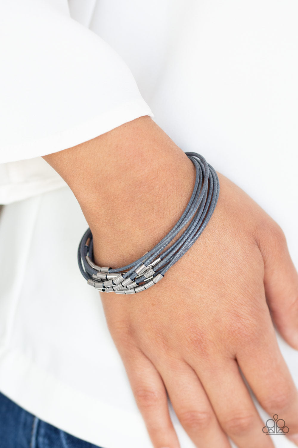 Paparazzi ♥ Lay Low - Silver ♥ Bracelet
