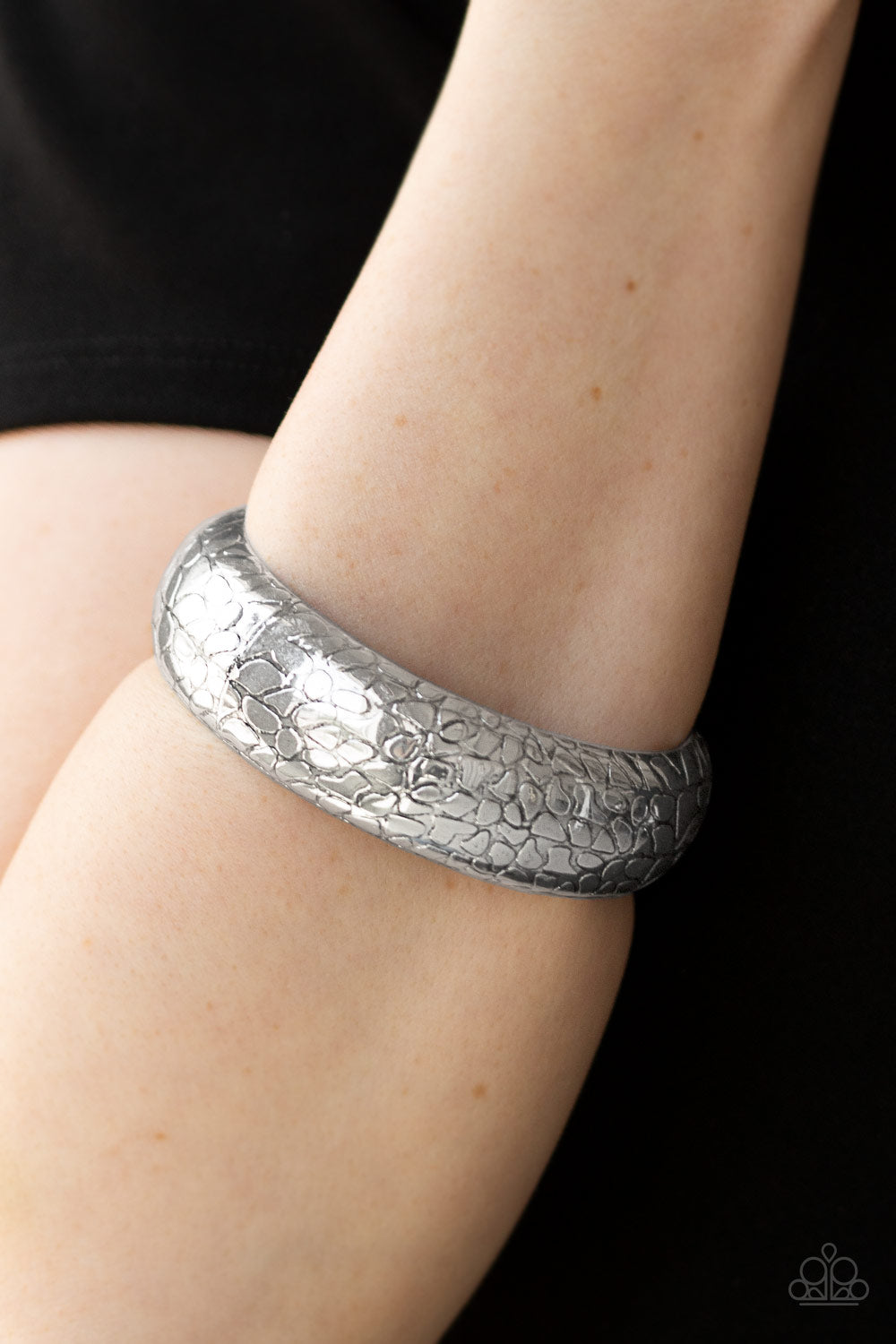 Paparazzi ♥ Tread Lightly - Silver ♥ Bracelet