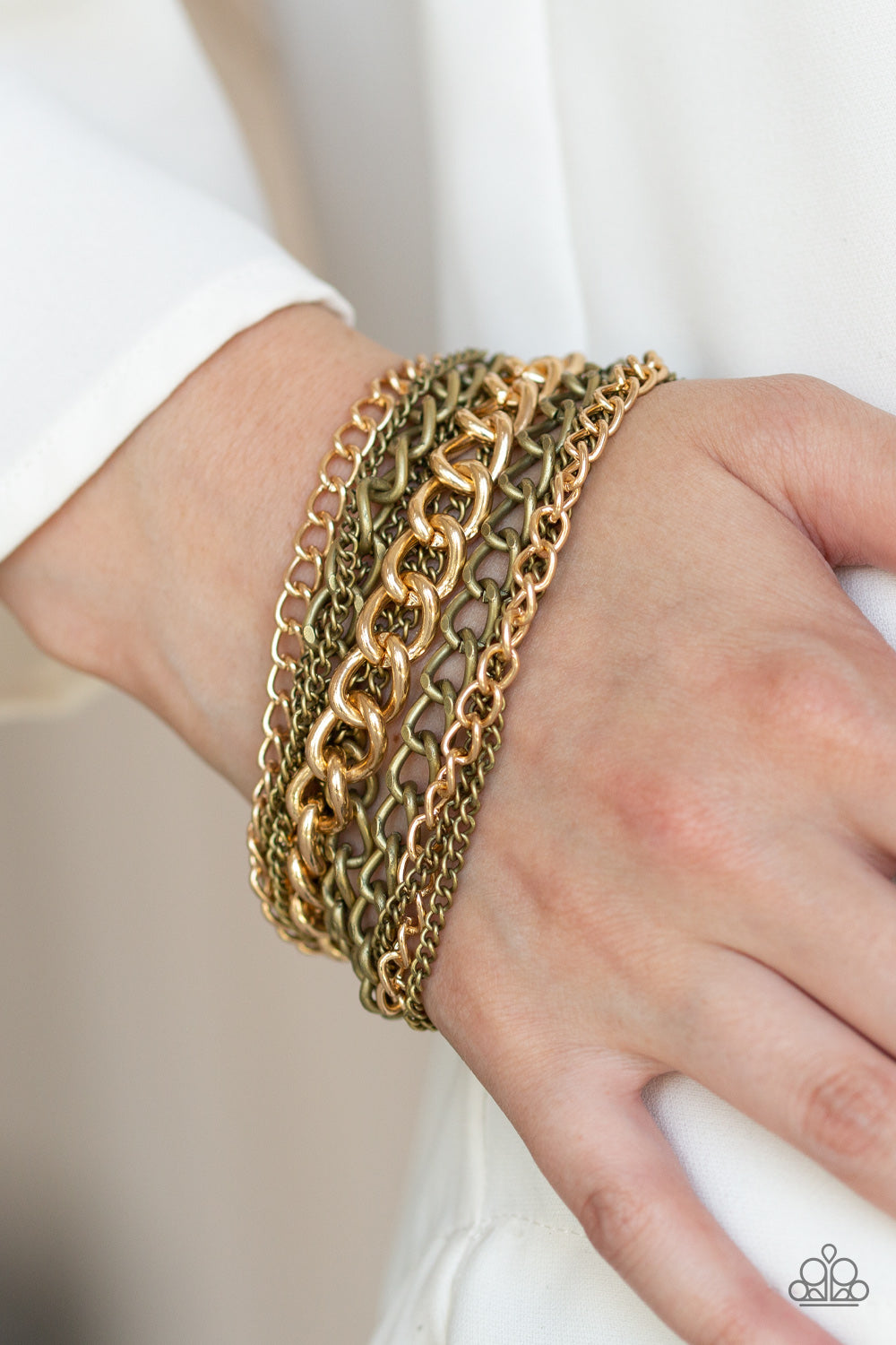 Paparazzi ♥ Metallic Horizon - Brass ♥ Bracelet