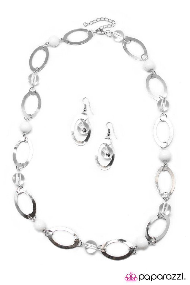 Paparazzi ♥ Leisurely Luminous - White ♥ Necklace